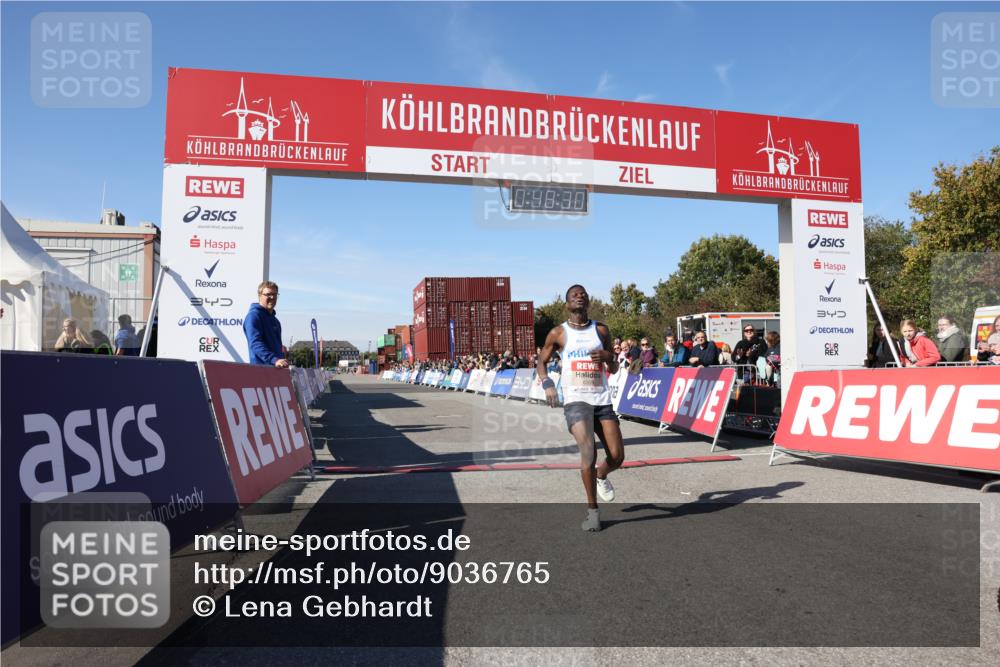 03.10.2025 - Köhlbrandbrückenlauf Lena Gebhardt http://msf.ph/oto/9036765 03.10.2025 12:48:30 Ziel 6359 meine-sportfotos.de