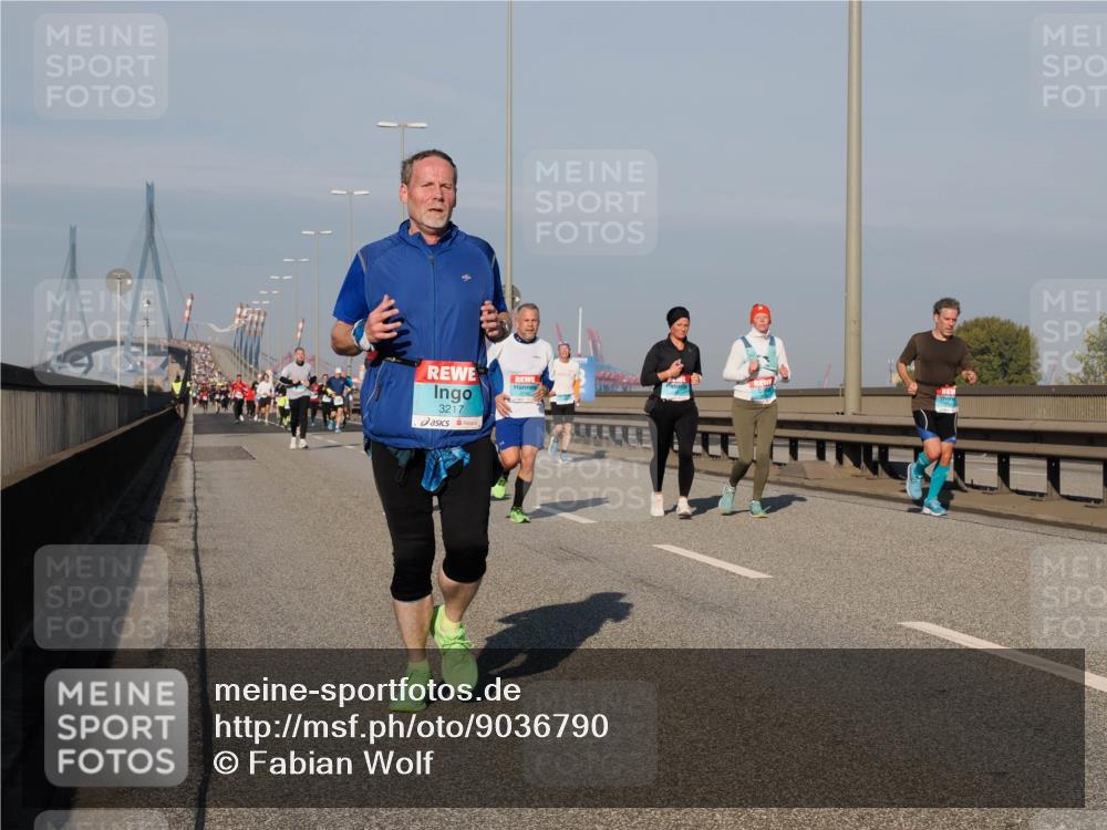 03.10.2025 - Köhlbrandbrückenlauf Fabian Wolf http://msf.ph/oto/9036790 03.10.2025 09:51:24 Position 3 3217, 2716 meine-sportfotos.de