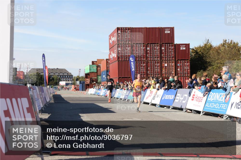 03.10.2025 - Köhlbrandbrückenlauf Lena Gebhardt http://msf.ph/oto/9036797 03.10.2025 12:48:56 Ziel 5797, 6240 meine-sportfotos.de