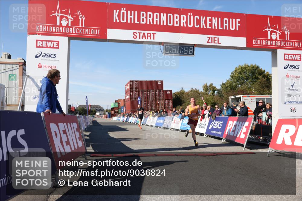03.10.2025 - Köhlbrandbrückenlauf Lena Gebhardt http://msf.ph/oto/9036824 03.10.2025 12:48:58 Ziel 5797, 6240 meine-sportfotos.de