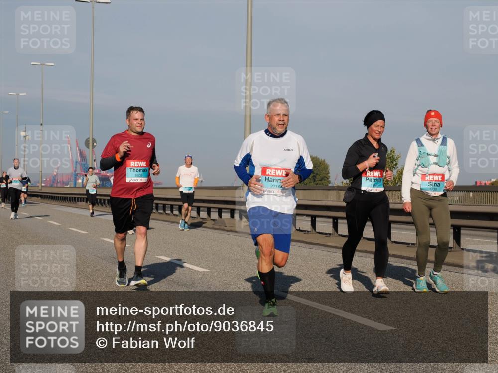 03.10.2025 - Köhlbrandbrückenlauf Fabian Wolf http://msf.ph/oto/9036845 03.10.2025 09:51:27 Position 3 3603, 2716, 1496, 1730 meine-sportfotos.de