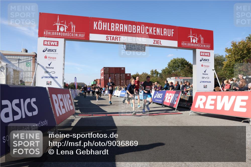 03.10.2025 - Köhlbrandbrückenlauf Lena Gebhardt http://msf.ph/oto/9036869 03.10.2025 13:13:46 Ziel 4348, 4461, 4522, 4642, 5640, 5802, 5884, 5886, 5908, 6116, 6228, 6363, 6366, 6487, 6488, 6604 meine-sportfotos.de