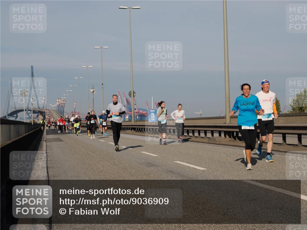 03.10.2025 - Köhlbrandbrückenlauf Fabian Wolf http://msf.ph/oto/9036909 03.10.2025 09:51:31 Position 3 3 meine-sportfotos.de
