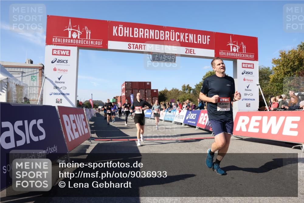 03.10.2025 - Köhlbrandbrückenlauf Lena Gebhardt http://msf.ph/oto/9036933 03.10.2025 13:13:49 Ziel 4188, 4348, 4461, 4522, 4612, 4642, 5078, 5640, 5802, 5884, 5886, 5908, 6116, 6125, 6227, 6228, 6363, 6366, 6487, 6488, 6604 meine-sportfotos.de