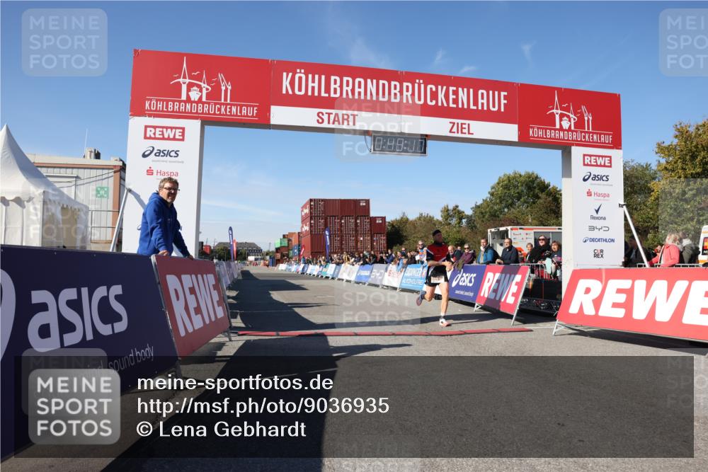 03.10.2025 - Köhlbrandbrückenlauf Lena Gebhardt http://msf.ph/oto/9036935 03.10.2025 12:49:17 Ziel 6514 meine-sportfotos.de