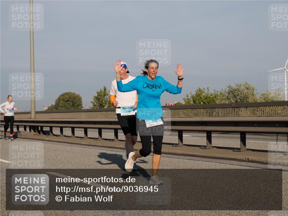 03.10.2025 - Köhlbrandbrückenlauf Fabian Wolf http://msf.ph/oto/9036945 03.10.2025 09:51:33 Position 3 3426, 3425 meine-sportfotos.de