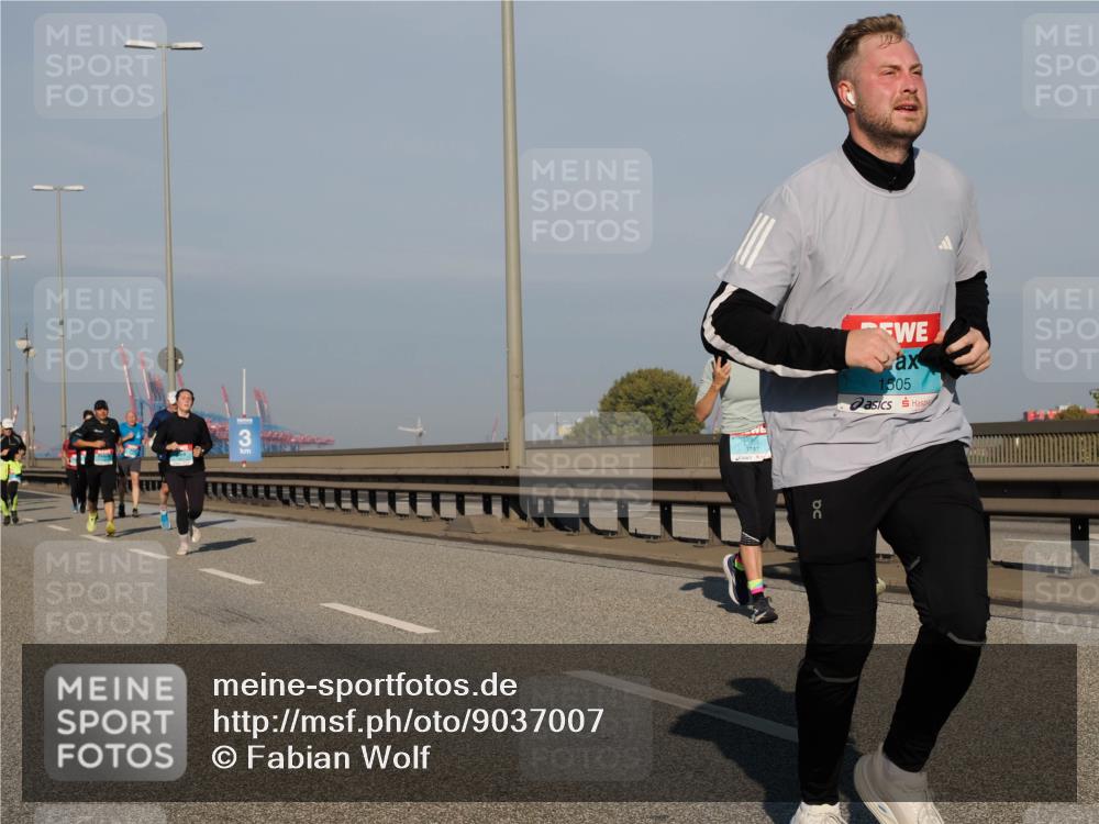 03.10.2025 - Köhlbrandbrückenlauf Fabian Wolf http://msf.ph/oto/9037007 03.10.2025 09:51:36 Position 3 3, 1505 meine-sportfotos.de