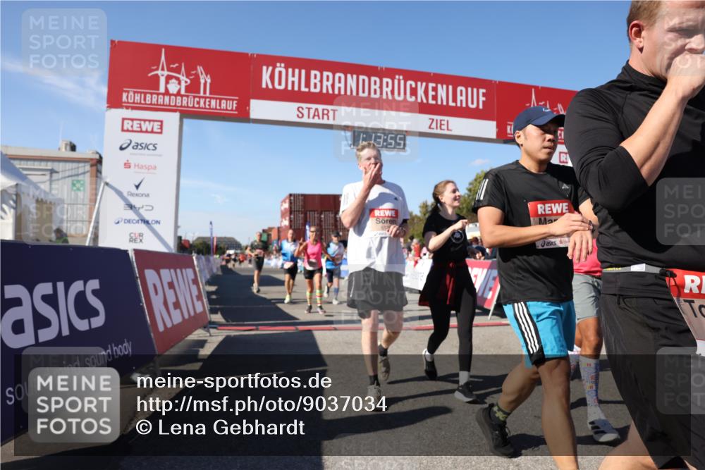 03.10.2025 - Köhlbrandbrückenlauf Lena Gebhardt http://msf.ph/oto/9037034 03.10.2025 13:13:55 Ziel 4188, 4306, 4348, 4522, 4612, 4642, 4868, 5078, 5640, 5700, 5802, 5884, 5886, 6125, 6227, 6228, 6366, 6487, 6488, 6604, 6766 meine-sportfotos.de