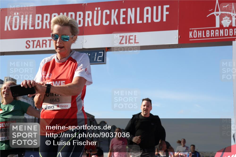 03.10.2025 - Köhlbrandbrückenlauf Luisa Fischer http://msf.ph/oto/9037036 03.10.2025 13:24:11 Ziel 4286, 4442, 4529, 4657, 4698, 4942, 4943, 5085, 5106, 5321, 5350, 5387, 5389, 5419, 5432, 5986, 6119, 6168, 6169, 6442, 6443, 6557, 6643, 6701 meine-sportfotos.de