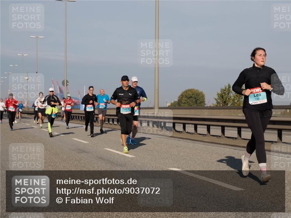 03.10.2025 - Köhlbrandbrückenlauf Fabian Wolf http://msf.ph/oto/9037072 03.10.2025 09:51:42 Position 3 1301 meine-sportfotos.de