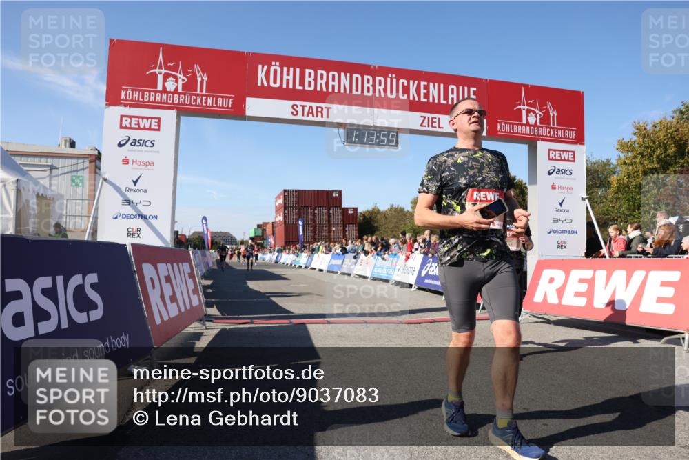 03.10.2025 - Köhlbrandbrückenlauf Lena Gebhardt http://msf.ph/oto/9037083 03.10.2025 13:13:59 Ziel 4188, 4306, 4522, 4612, 4642, 4868, 5078, 5640, 5700, 5727, 6125, 6227, 6228, 6318, 6487, 6488, 6604, 6766 meine-sportfotos.de