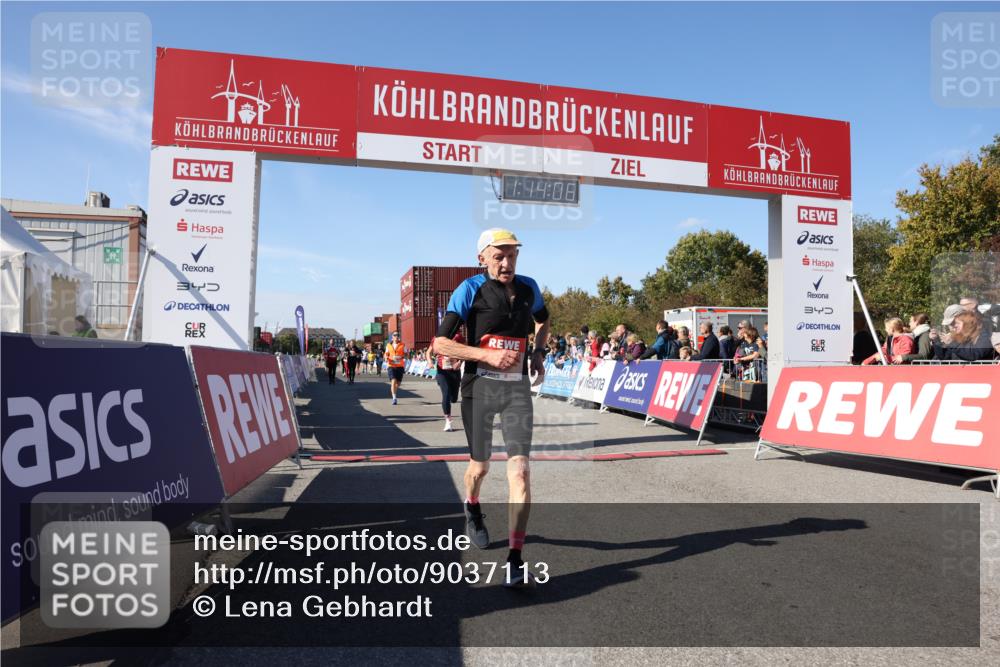 03.10.2025 - Köhlbrandbrückenlauf Lena Gebhardt http://msf.ph/oto/9037113 03.10.2025 13:14:07 Ziel 4313, 4728, 4785, 4809, 4868, 5727, 6318, 6766 meine-sportfotos.de