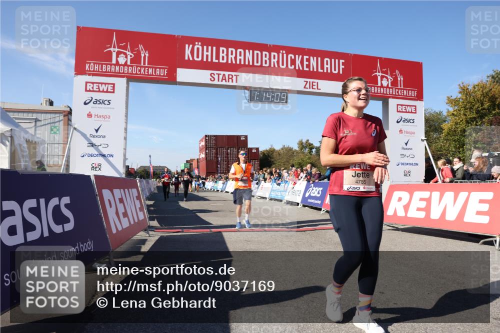 03.10.2025 - Köhlbrandbrückenlauf Lena Gebhardt http://msf.ph/oto/9037169 03.10.2025 13:14:10 Ziel 4313, 4437, 4641, 4728, 4785, 4809, 5727, 6318, 6418, 6735 meine-sportfotos.de