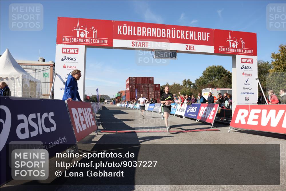 03.10.2025 - Köhlbrandbrückenlauf Lena Gebhardt http://msf.ph/oto/9037227 03.10.2025 12:50:07 Ziel 4035, 6086 meine-sportfotos.de
