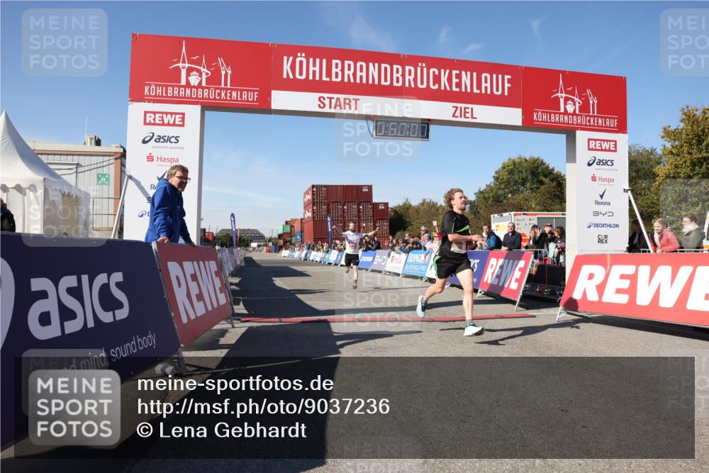 03.10.2025 - Köhlbrandbrückenlauf Lena Gebhardt http://msf.ph/oto/9037236 03.10.2025 12:50:07 Ziel 4035, 6086 meine-sportfotos.de