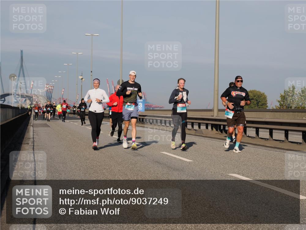 03.10.2025 - Köhlbrandbrückenlauf Fabian Wolf http://msf.ph/oto/9037249 03.10.2025 09:51:52 Position 3 3, 3416 meine-sportfotos.de