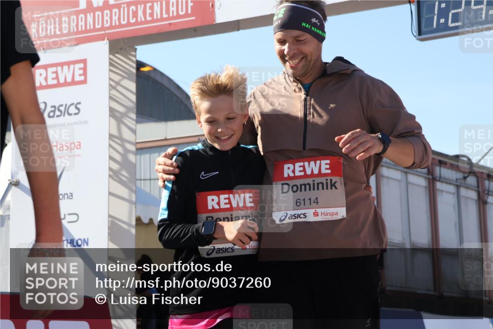 03.10.2025 - Köhlbrandbrückenlauf Luisa Fischer http://msf.ph/oto/9037260 03.10.2025 13:24:42 Ziel 4535, 4786, 4810, 5150, 5394, 5527, 6039, 6113, 6114, 6149, 6150, 6198, 6210, 6211, 6473, 6551, 6598, 6599 meine-sportfotos.de