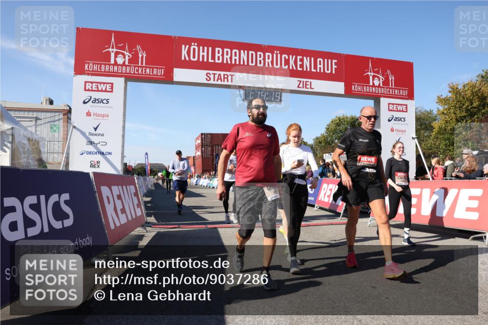03.10.2025 - Köhlbrandbrückenlauf Lena Gebhardt http://msf.ph/oto/9037286 03.10.2025 13:14:19 Ziel 4313, 4426, 4437, 4569, 4641, 4728, 4776, 4809, 4888, 5282, 6012, 6327, 6418, 6512, 6735 meine-sportfotos.de