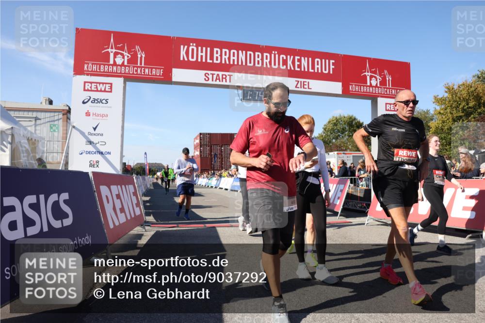 03.10.2025 - Köhlbrandbrückenlauf Lena Gebhardt http://msf.ph/oto/9037292 03.10.2025 13:14:20 Ziel 4426, 4437, 4569, 4641, 4728, 4776, 4809, 4888, 5282, 6012, 6327, 6418, 6512, 6735 meine-sportfotos.de