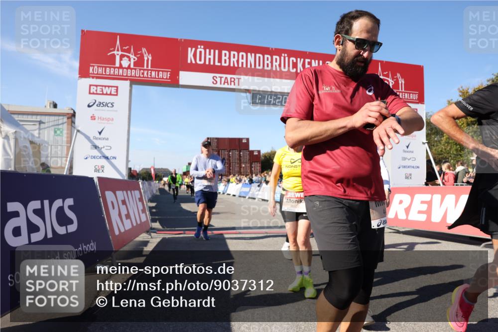 03.10.2025 - Köhlbrandbrückenlauf Lena Gebhardt http://msf.ph/oto/9037312 03.10.2025 13:14:20 Ziel 4426, 4437, 4569, 4641, 4728, 4776, 4809, 4888, 5282, 6012, 6327, 6418, 6512, 6735 meine-sportfotos.de