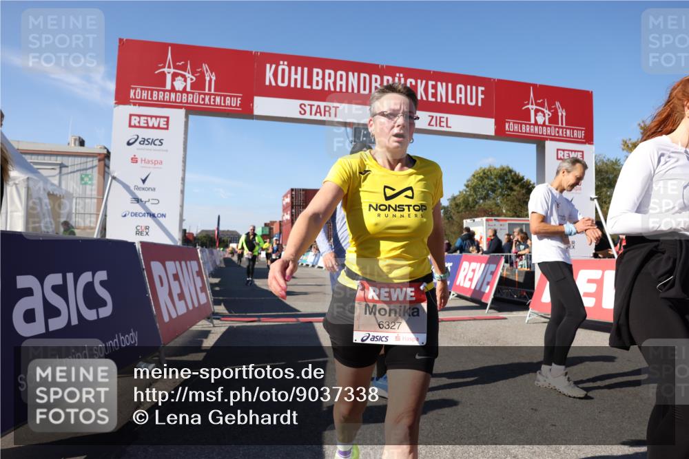 03.10.2025 - Köhlbrandbrückenlauf Lena Gebhardt http://msf.ph/oto/9037338 03.10.2025 13:14:22 Ziel 4426, 4437, 4569, 4641, 4728, 4776, 4809, 4888, 5132, 5282, 5902, 5903, 6012, 6327, 6418, 6512, 6735 meine-sportfotos.de