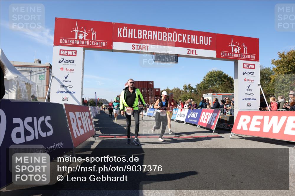 03.10.2025 - Köhlbrandbrückenlauf Lena Gebhardt http://msf.ph/oto/9037376 03.10.2025 13:14:25 Ziel 4400, 4426, 4437, 4569, 4776, 4888, 5132, 5282, 5782, 5805, 5902, 5903, 6012, 6327, 6418, 6512, 6735 meine-sportfotos.de