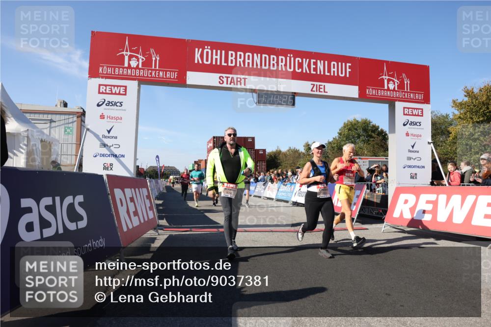 03.10.2025 - Köhlbrandbrückenlauf Lena Gebhardt http://msf.ph/oto/9037381 03.10.2025 13:14:26 Ziel 4400, 4426, 4437, 4569, 4776, 4888, 5132, 5282, 5782, 5805, 5902, 5903, 6012, 6327, 6418, 6512 meine-sportfotos.de