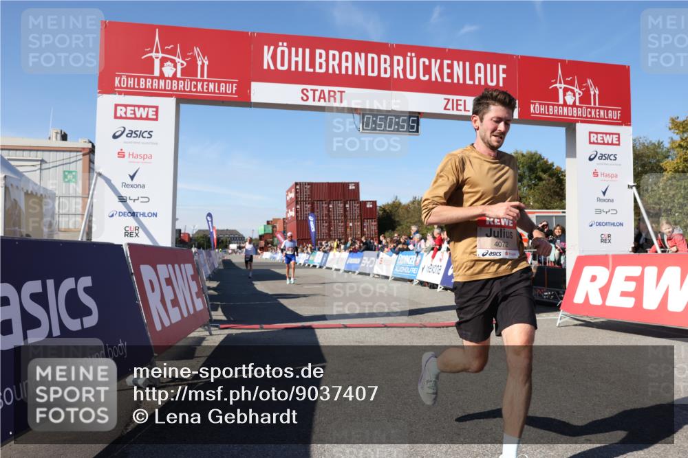 03.10.2025 - Köhlbrandbrückenlauf Lena Gebhardt http://msf.ph/oto/9037407 03.10.2025 12:50:55 Ziel 4072, 6216, 6552 meine-sportfotos.de