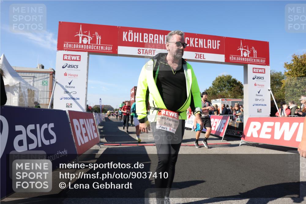 03.10.2025 - Köhlbrandbrückenlauf Lena Gebhardt http://msf.ph/oto/9037410 03.10.2025 13:14:28 Ziel 4259, 4400, 4426, 4776, 5132, 5282, 5782, 5805, 5902, 5903, 6012, 6512 meine-sportfotos.de