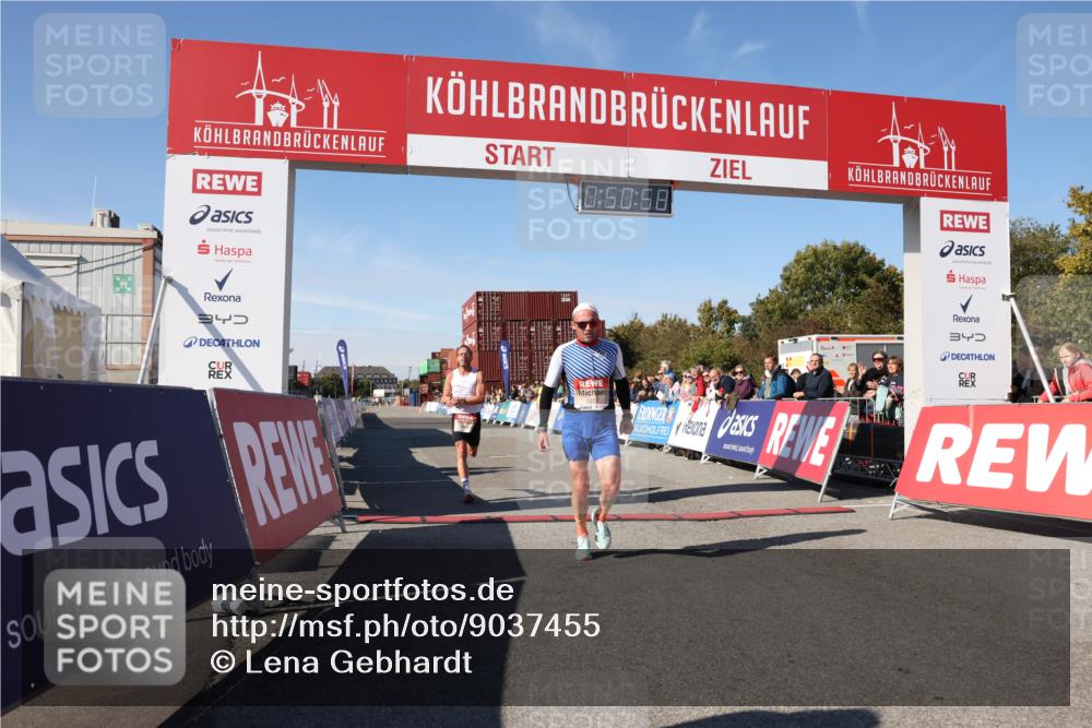 03.10.2025 - Köhlbrandbrückenlauf Lena Gebhardt http://msf.ph/oto/9037455 03.10.2025 12:50:58 Ziel 4072, 6216, 6552 meine-sportfotos.de