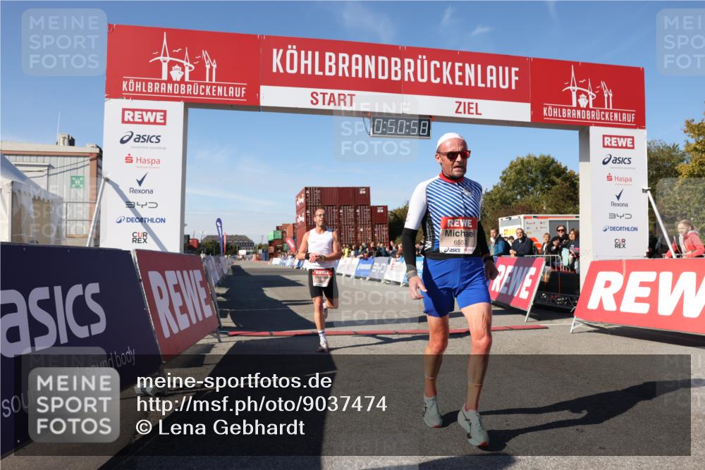 03.10.2025 - Köhlbrandbrückenlauf Lena Gebhardt http://msf.ph/oto/9037474 03.10.2025 12:50:59 Ziel 4072, 6216, 6552 meine-sportfotos.de