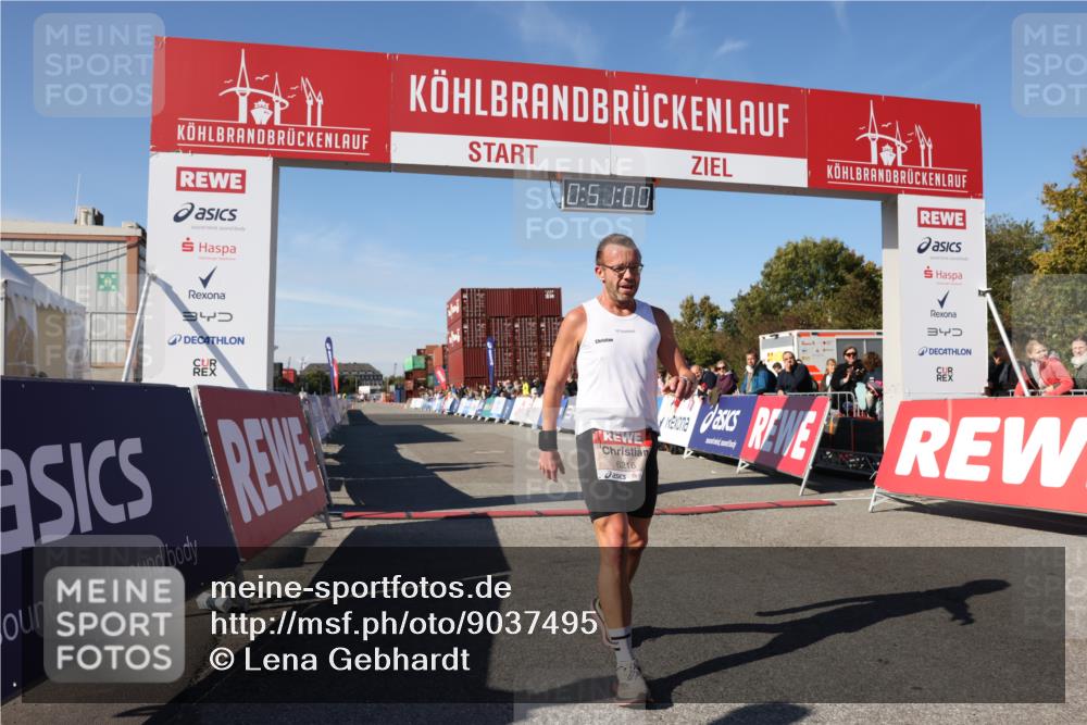 03.10.2025 - Köhlbrandbrückenlauf Lena Gebhardt http://msf.ph/oto/9037495 03.10.2025 12:51:00 Ziel 4072, 6216, 6552 meine-sportfotos.de