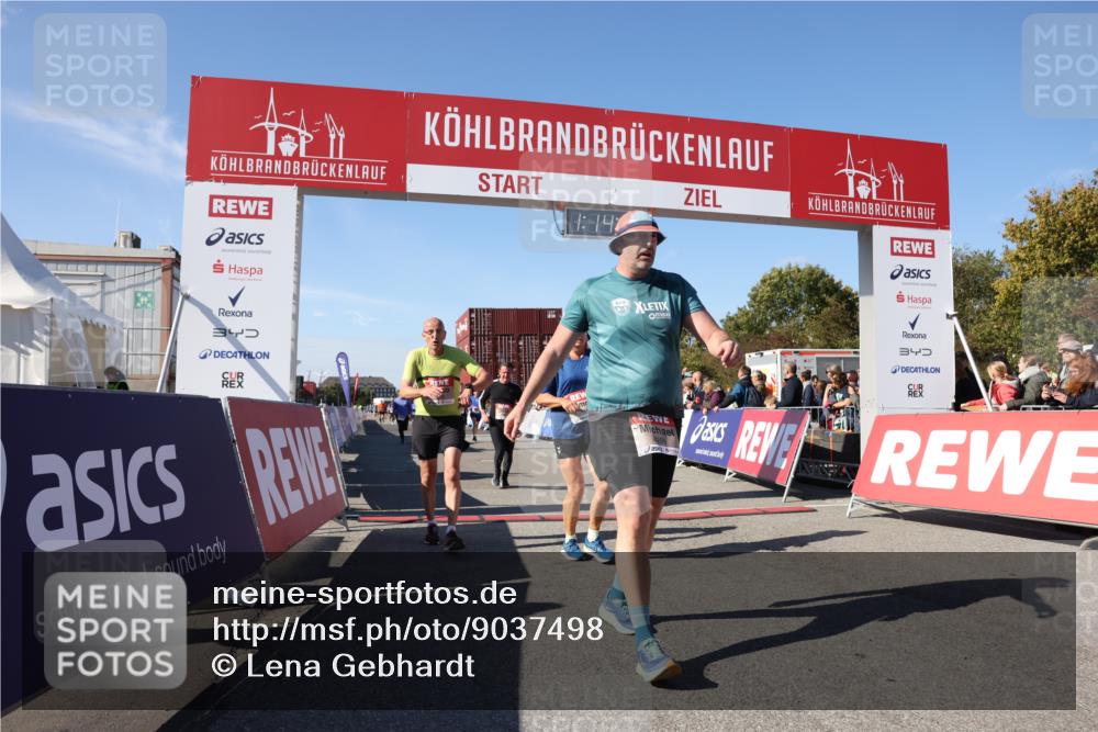 03.10.2025 - Köhlbrandbrückenlauf Lena Gebhardt http://msf.ph/oto/9037498 03.10.2025 13:14:37 Ziel 4259, 4400, 4424, 4509, 4684, 4692, 4788, 4869, 5132, 5249, 5782, 5805, 5902, 5903, 6316, 6448, 6849 meine-sportfotos.de