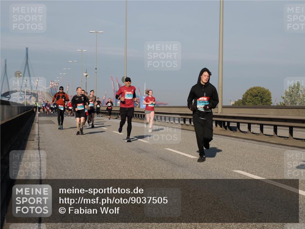 03.10.2025 - Köhlbrandbrückenlauf Fabian Wolf http://msf.ph/oto/9037505 03.10.2025 09:52:03 Position 3 167 meine-sportfotos.de