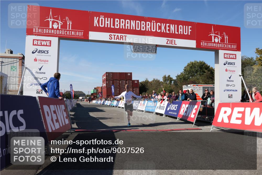 03.10.2025 - Köhlbrandbrückenlauf Lena Gebhardt http://msf.ph/oto/9037526 03.10.2025 12:51:20 Ziel 6047 meine-sportfotos.de