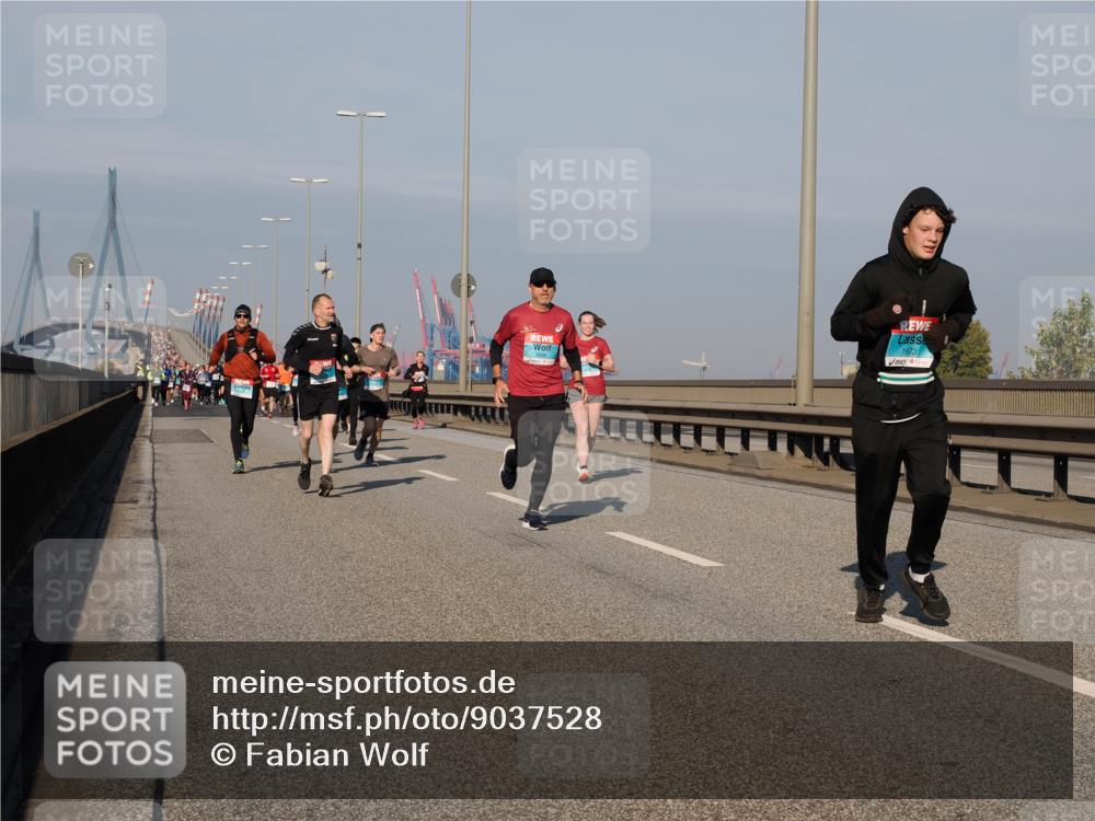 03.10.2025 - Köhlbrandbrückenlauf Fabian Wolf http://msf.ph/oto/9037528 03.10.2025 09:52:04 Position 3 1673 meine-sportfotos.de