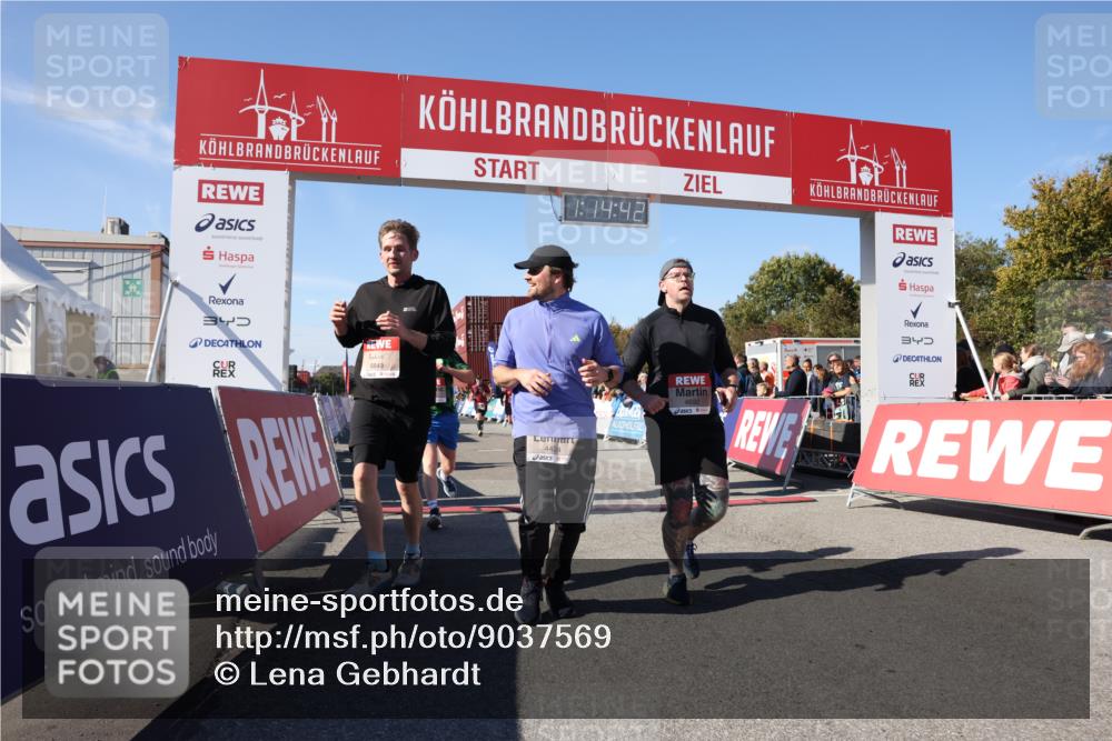 03.10.2025 - Köhlbrandbrückenlauf Lena Gebhardt http://msf.ph/oto/9037569 03.10.2025 13:14:42 Ziel 4202, 4259, 4424, 4509, 4533, 4684, 4692, 4788, 4869, 5249, 5682, 5686, 5711, 6316, 6344, 6448, 6849 meine-sportfotos.de