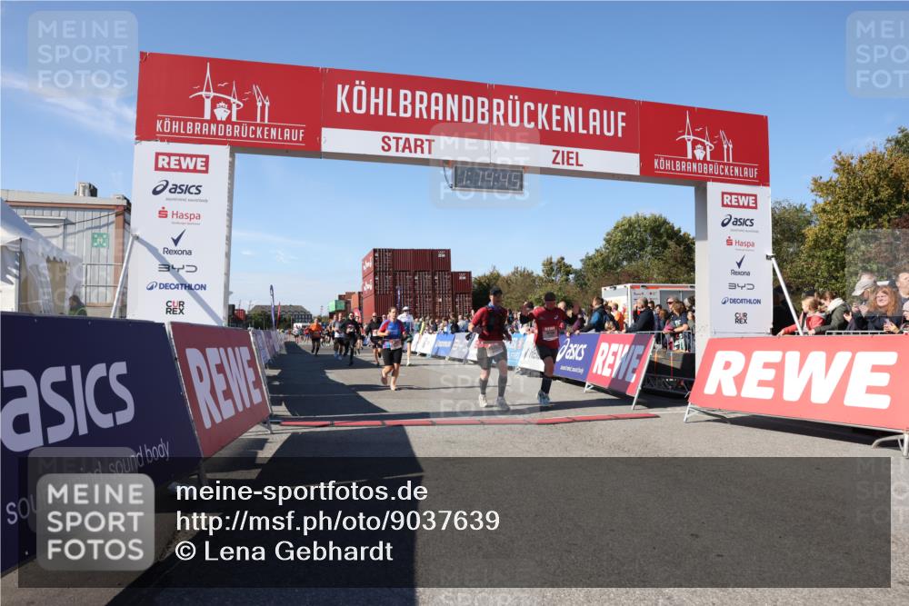 03.10.2025 - Köhlbrandbrückenlauf Lena Gebhardt http://msf.ph/oto/9037639 03.10.2025 13:14:46 Ziel 4202, 4224, 4424, 4533, 4684, 4692, 4788, 4869, 4890, 5249, 5525, 5535, 5682, 5686, 5711, 5760, 5761, 5814, 6316, 6344, 6448, 6849 meine-sportfotos.de