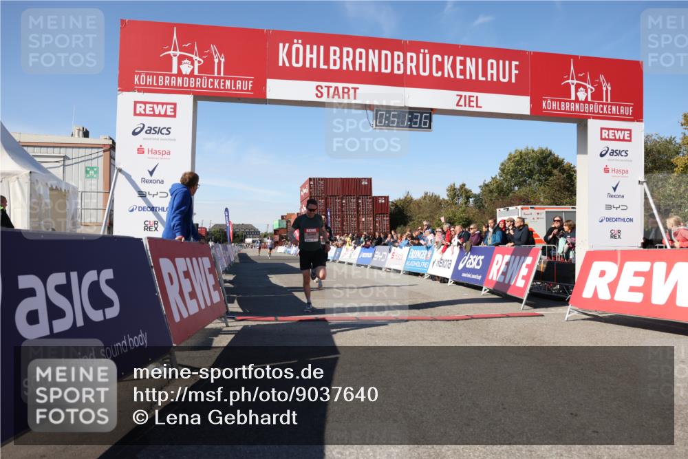 03.10.2025 - Köhlbrandbrückenlauf Lena Gebhardt http://msf.ph/oto/9037640 03.10.2025 12:51:37 Ziel 4058, 6458, 6793 meine-sportfotos.de