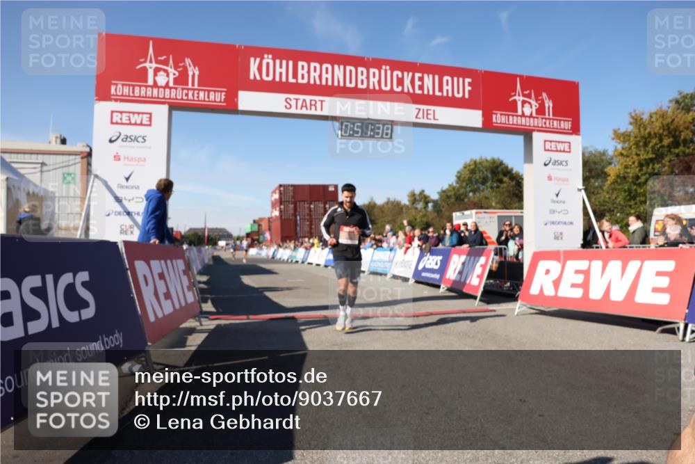03.10.2025 - Köhlbrandbrückenlauf Lena Gebhardt http://msf.ph/oto/9037667 03.10.2025 12:51:38 Ziel 4058, 4087, 6458, 6793 meine-sportfotos.de