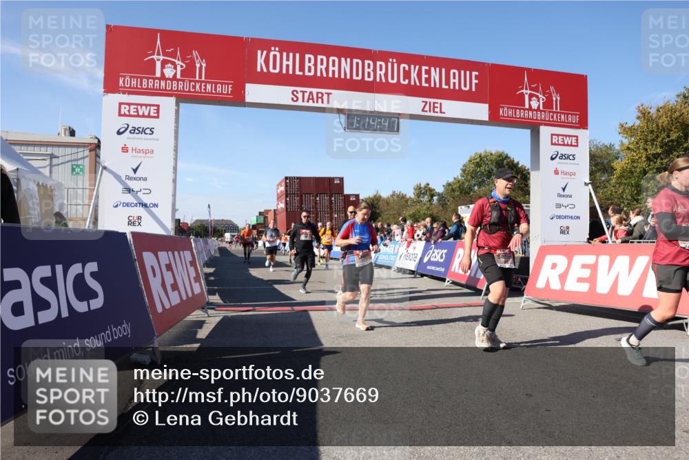 03.10.2025 - Köhlbrandbrückenlauf Lena Gebhardt http://msf.ph/oto/9037669 03.10.2025 13:14:48 Ziel 4202, 4224, 4424, 4533, 4692, 4869, 4890, 5525, 5535, 5682, 5686, 5711, 5760, 5761, 5814, 6316, 6344, 6448, 6849 meine-sportfotos.de