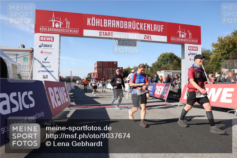 03.10.2025 - Köhlbrandbrückenlauf Lena Gebhardt http://msf.ph/oto/9037674 03.10.2025 13:14:48 Ziel 4202, 4224, 4424, 4533, 4692, 4869, 4890, 5525, 5535, 5682, 5686, 5711, 5760, 5761, 5814, 6316, 6344, 6448, 6849 meine-sportfotos.de