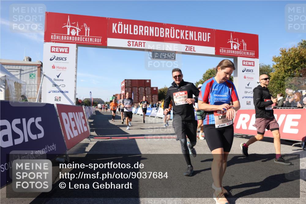03.10.2025 - Köhlbrandbrückenlauf Lena Gebhardt http://msf.ph/oto/9037684 03.10.2025 13:14:49 Ziel 4202, 4224, 4406, 4424, 4533, 4692, 4869, 4890, 5054, 5525, 5535, 5682, 5686, 5711, 5760, 5761, 5814, 6293, 6316, 6344, 6448, 6849 meine-sportfotos.de