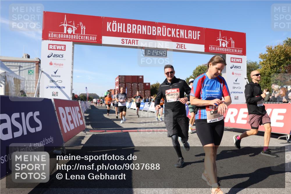 03.10.2025 - Köhlbrandbrückenlauf Lena Gebhardt http://msf.ph/oto/9037688 03.10.2025 13:14:50 Ziel 4202, 4224, 4406, 4424, 4533, 4692, 4869, 4890, 5054, 5525, 5535, 5682, 5686, 5711, 5760, 5761, 5814, 6293, 6316, 6344, 6448, 6815, 6849 meine-sportfotos.de
