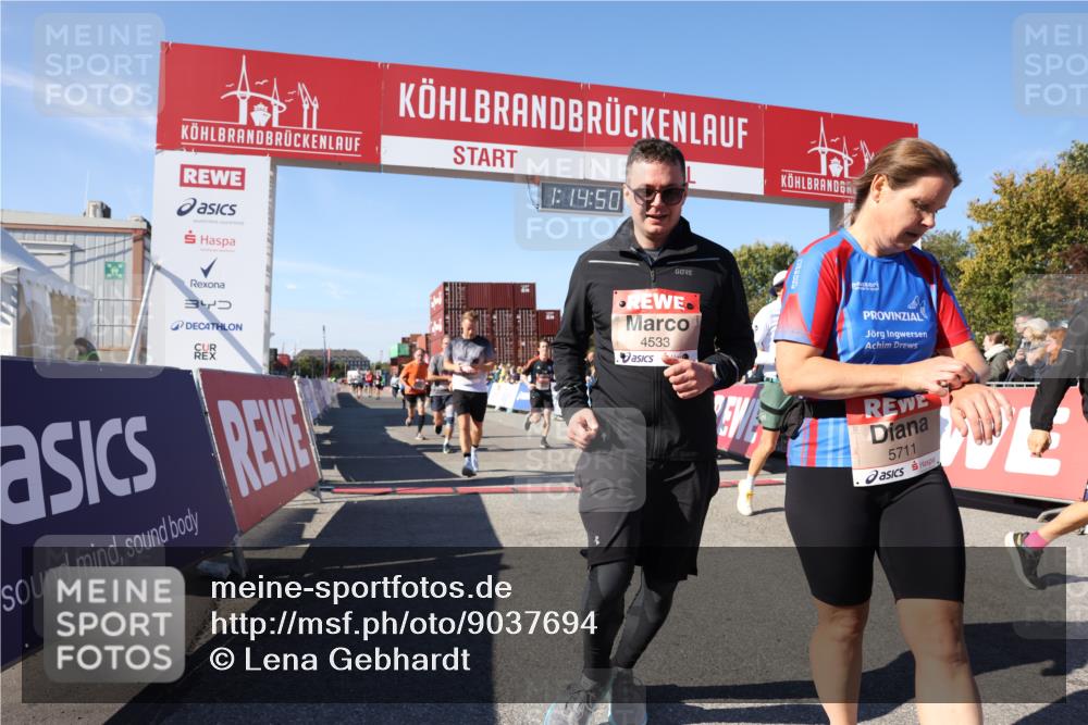 03.10.2025 - Köhlbrandbrückenlauf Lena Gebhardt http://msf.ph/oto/9037694 03.10.2025 13:14:50 Ziel 4202, 4224, 4406, 4424, 4533, 4692, 4869, 4890, 5054, 5525, 5535, 5682, 5686, 5711, 5760, 5761, 5814, 6293, 6316, 6344, 6448, 6815, 6849 meine-sportfotos.de