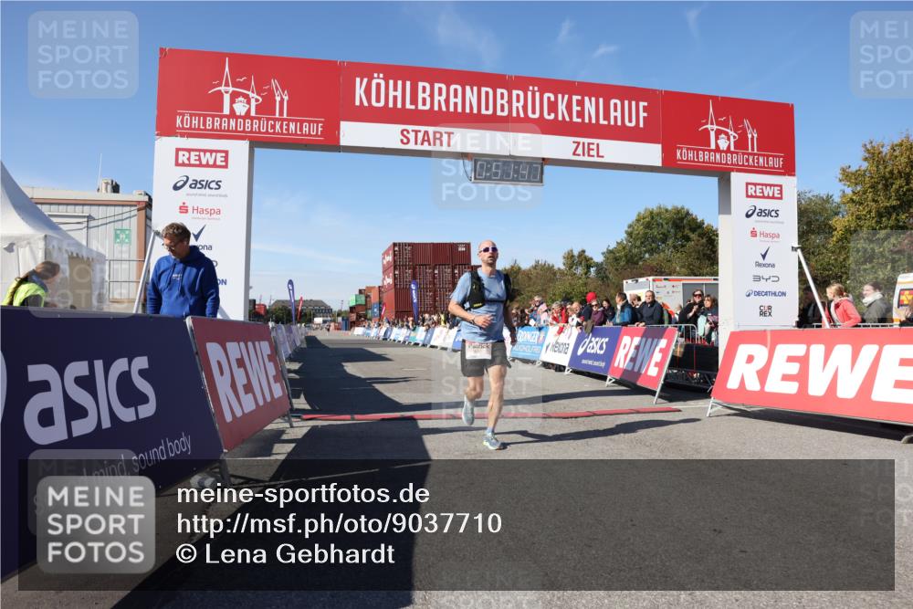 03.10.2025 - Köhlbrandbrückenlauf Lena Gebhardt http://msf.ph/oto/9037710 03.10.2025 12:51:47 Ziel 4017, 4087, 6793 meine-sportfotos.de