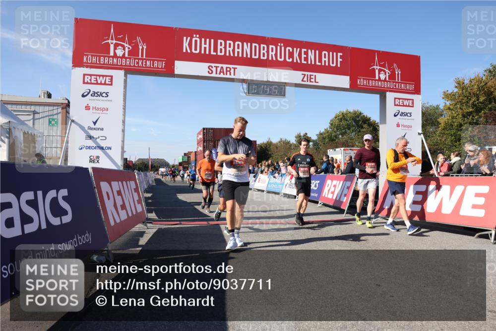 03.10.2025 - Köhlbrandbrückenlauf Lena Gebhardt http://msf.ph/oto/9037711 03.10.2025 13:14:52 Ziel 4202, 4224, 4232, 4406, 4533, 4869, 4890, 5054, 5525, 5535, 5682, 5686, 5711, 5760, 5761, 5814, 6017, 6129, 6293, 6344, 6815 meine-sportfotos.de
