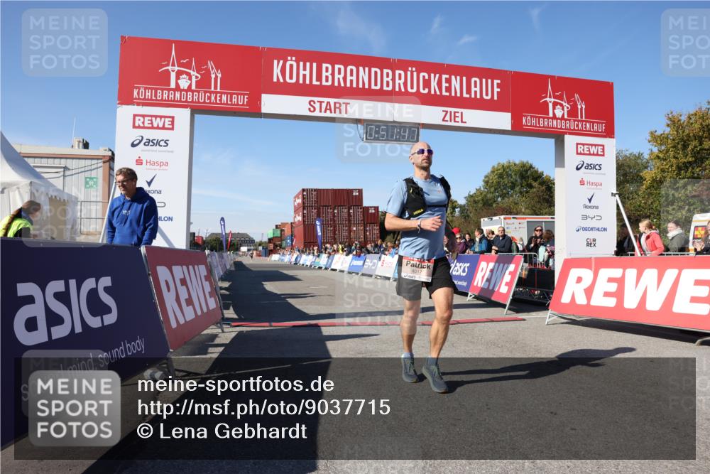 03.10.2025 - Köhlbrandbrückenlauf Lena Gebhardt http://msf.ph/oto/9037715 03.10.2025 12:51:48 Ziel 4017, 4087 meine-sportfotos.de