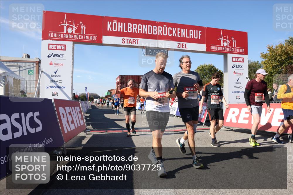 03.10.2025 - Köhlbrandbrückenlauf Lena Gebhardt http://msf.ph/oto/9037725 03.10.2025 13:14:53 Ziel 4202, 4224, 4232, 4406, 4533, 4784, 4869, 4890, 5054, 5525, 5535, 5682, 5686, 5711, 5760, 5761, 5814, 6017, 6128, 6129, 6293, 6344, 6815 meine-sportfotos.de