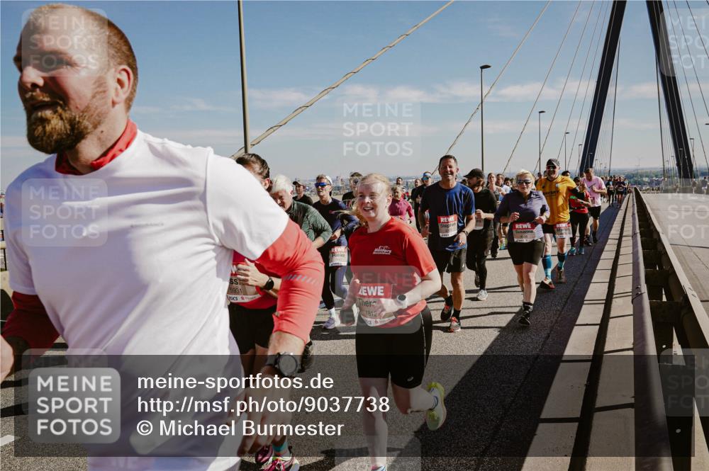 03.10.2025 - Köhlbrandbrückenlauf Michael Burmester http://msf.ph/oto/9037738 03.10.2025 12:30:33 Position 1 5931, 4812 meine-sportfotos.de